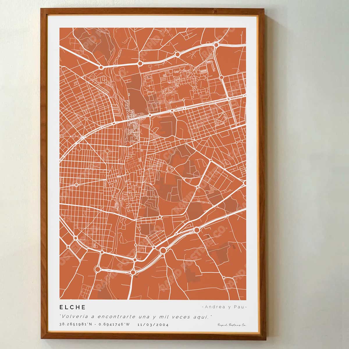 Póster personalizado con ubicación y textos donde todo comenzó del mapa de la ciudad de Elche con frase y nombres. Diseño del mapa personalizado ideal para regalo único y original. Impresión de alta calidad, regalo perfecto para familias de Elche.
