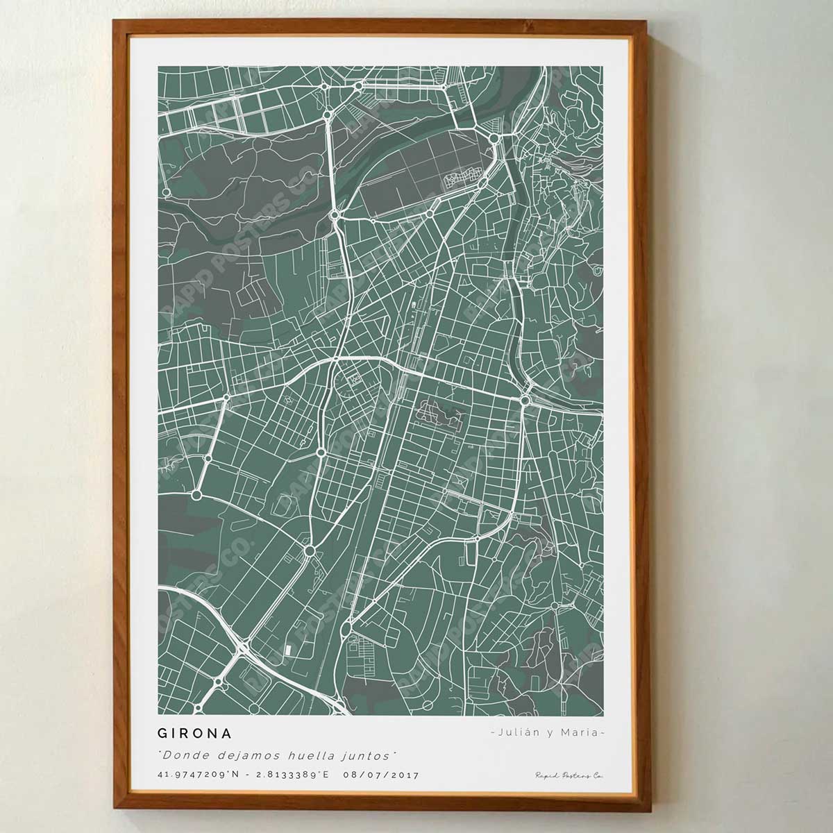 Póster personalizado con ubicación y textos donde todo comenzó del mapa de la ciudad de Girona con frase y nombres. Diseño del mapa personalizado ideal para regalo único y original. Impresión de alta calidad, regalo perfecto para familias de Girona.