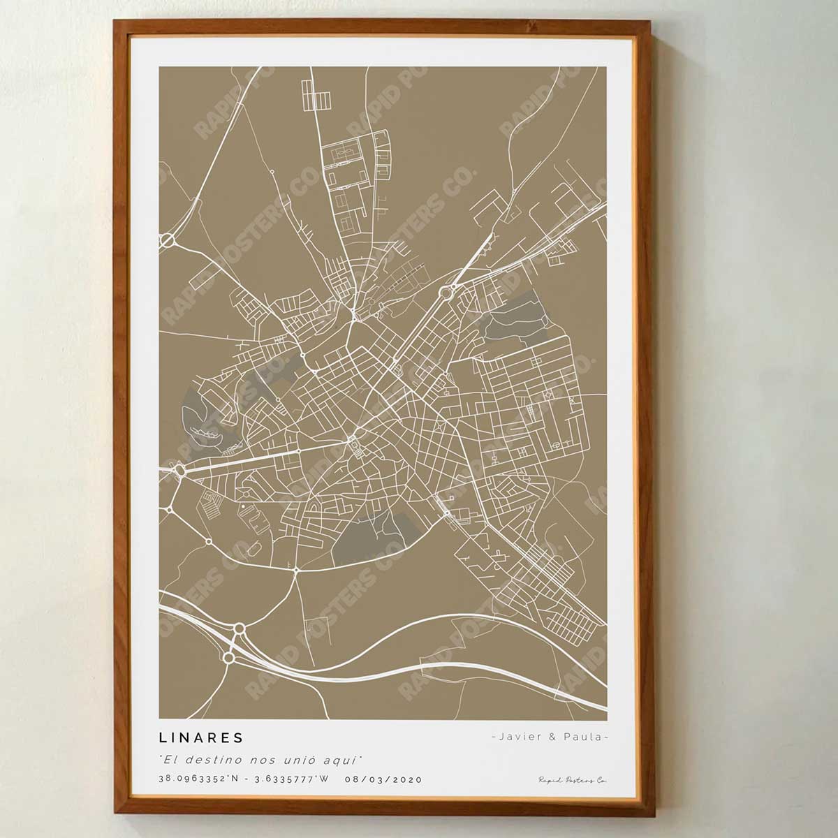 Póster personalizado con ubicación y textos donde todo comenzó del mapa de la ciudad de Linares con frase y nombres. Diseño del mapa personalizado ideal para regalo único y original. Impresión de alta calidad, regalo perfecto para familias de Linares.
