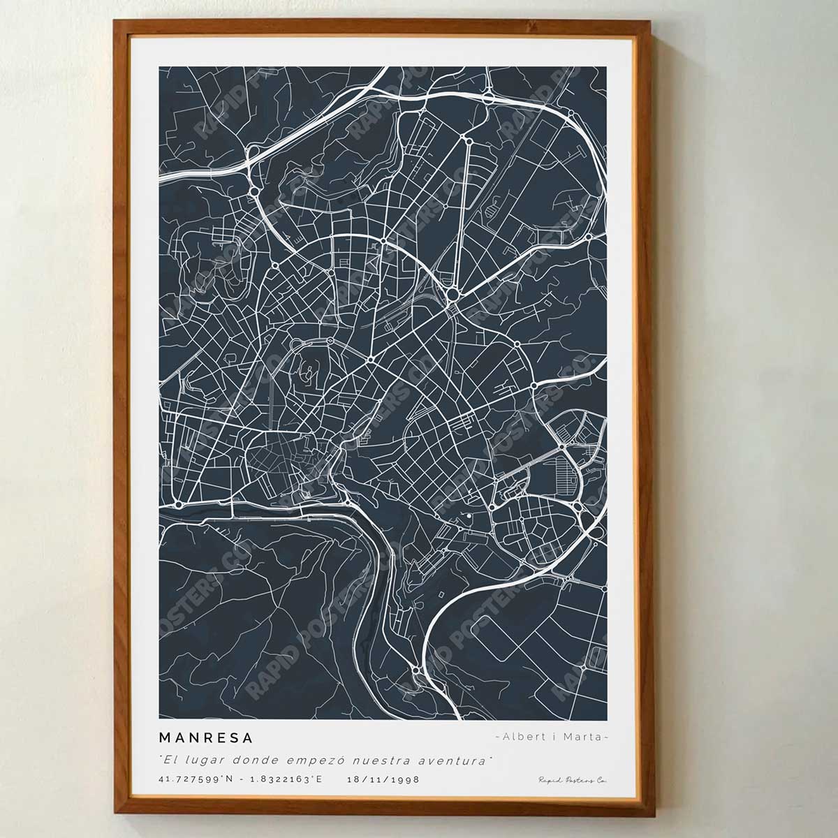 Póster personalizado con ubicación y textos donde todo comenzó del mapa de la ciudad de Manresa con frase y nombres. Diseño del mapa personalizado ideal para regalo único y original. Impresión de alta calidad, regalo perfecto para familias de Manresa.