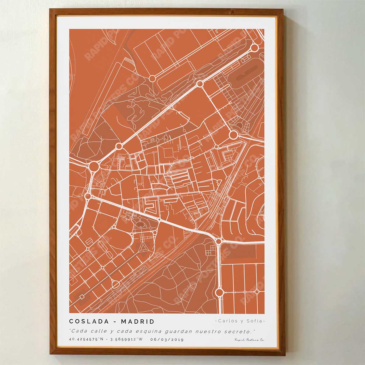 Póster personalizado con ubicación y textos donde todo comenzó del mapa de la ciudad de Coslada con frase y nombres. Diseño del mapa personalizado ideal para regalo único y original. Impresión de alta calidad, regalo perfecto para familias de Coslada.