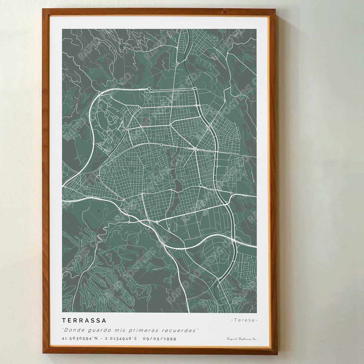 Póster personalizado con ubicación y textos donde todo comenzó del mapa de la ciudad de Terrassa con frase y nombres. Diseño del mapa personalizado ideal para regalo único y original. Impresión de alta calidad, regalo perfecto para familias de Terrassa.